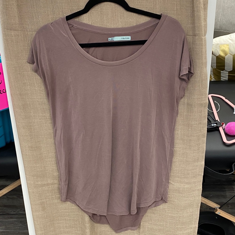 Maurices Mauve Short Sleeve Scoop Neck Tee